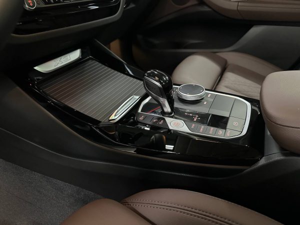 BMW X3 2.5i xDrive — изображение 7