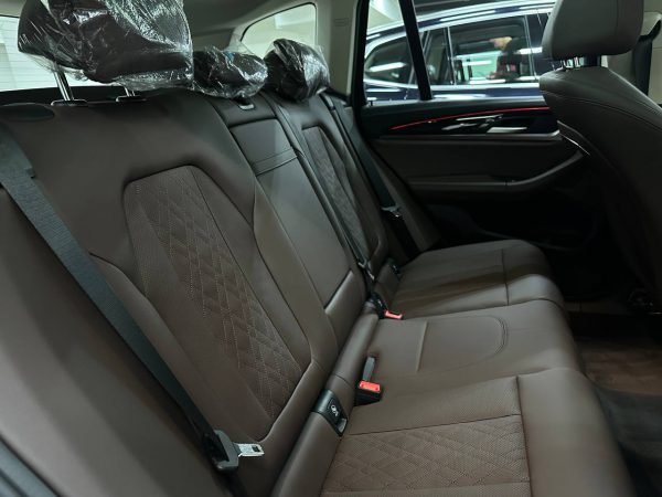 BMW X3 2.5i xDrive — изображение 6