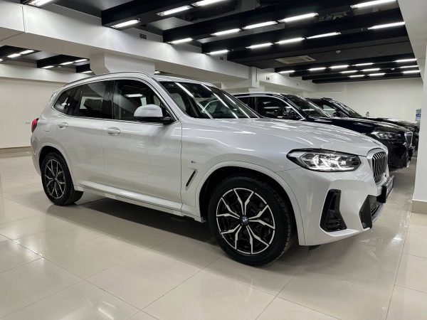 BMW X3 2.5i xDrive — изображение 2