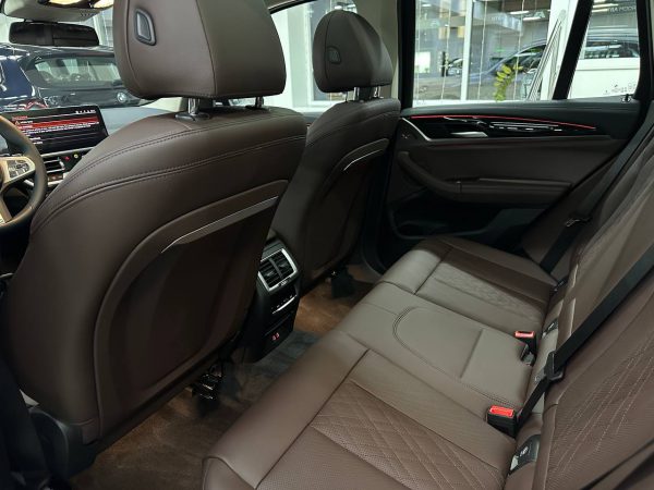 BMW X3 2.5i xDrive — изображение 3