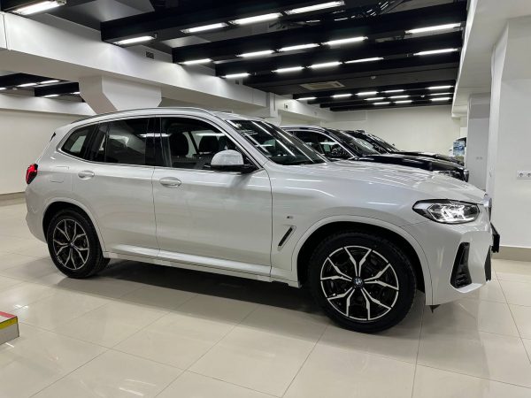 BMW X3 2.5i xDrive — изображение 21