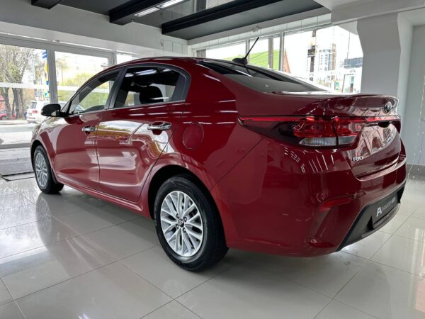 Kia Rio 1.6 AT — изображение 7