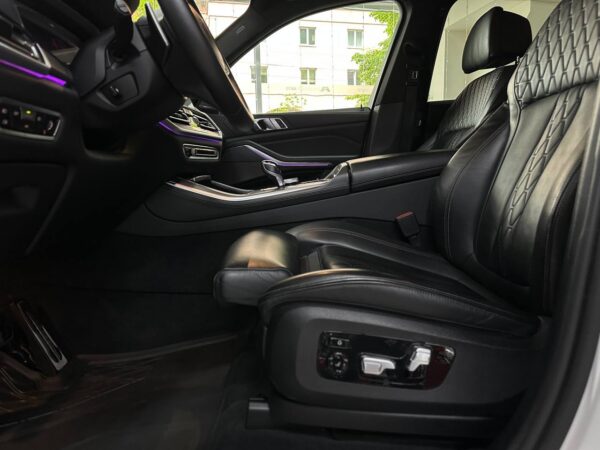 BMW X5 40i M — изображение 22