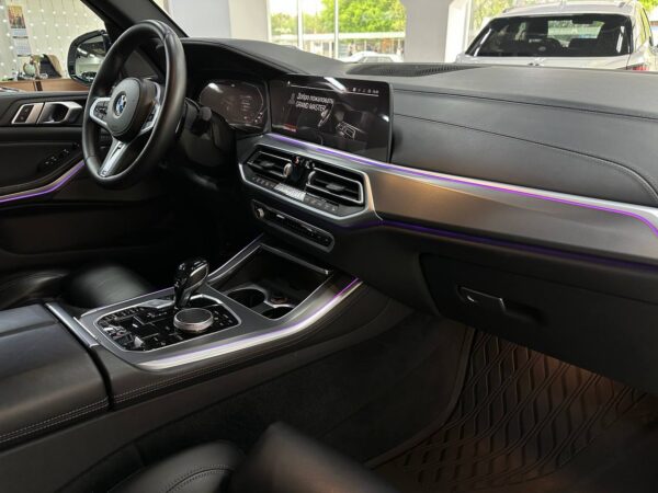 BMW X5 40i M — изображение 23
