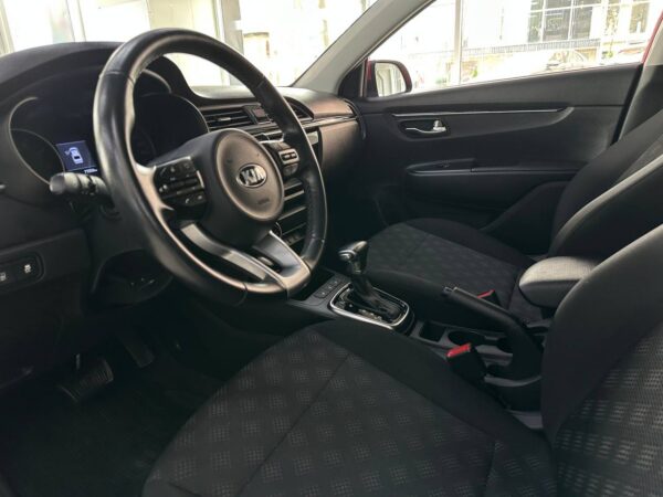Kia Rio 1.6 AT — изображение 11