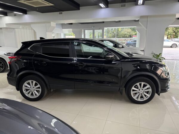 Nissan Qashqai 2.0 CVT — изображение 12