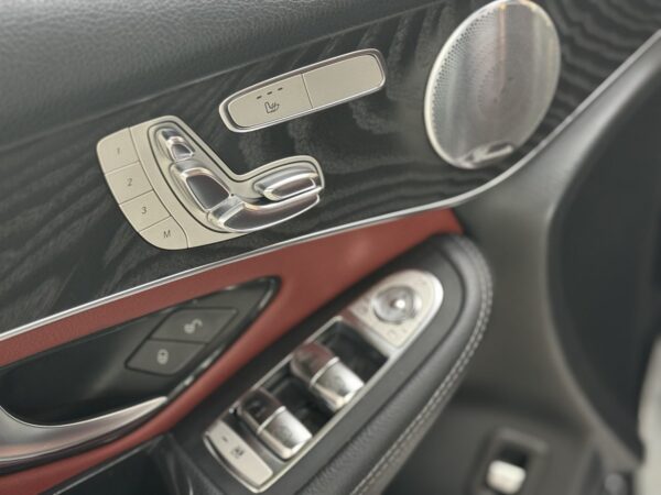 Mercedes-Benz GLC-класс Coupe 2.0 AT — изображение 28