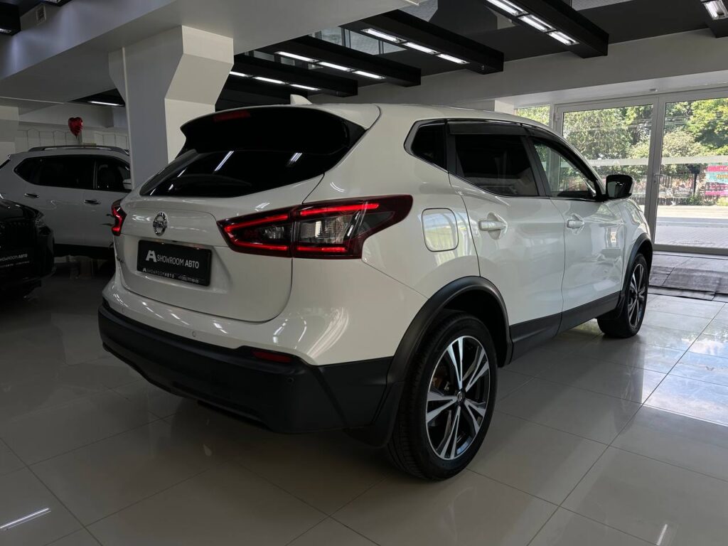 Nissan Qashqai 2.0 CVT