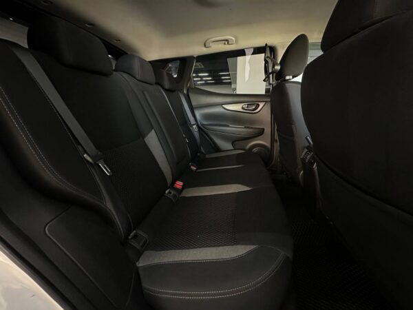 Nissan Qashqai 2.0 CVT — изображение 26