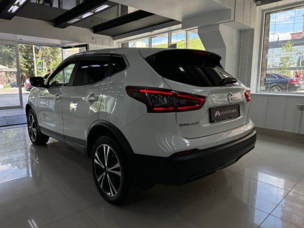 Nissan Qashqai 2.0 CVT — изображение 19