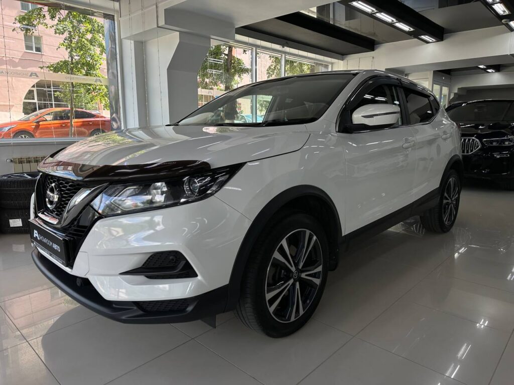 Nissan Qashqai 2.0 CVT