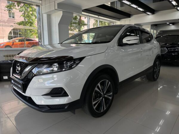 Nissan Qashqai 2.0 CVT