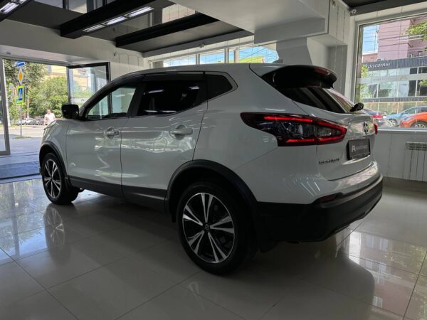Nissan Qashqai 2.0 CVT — изображение 18