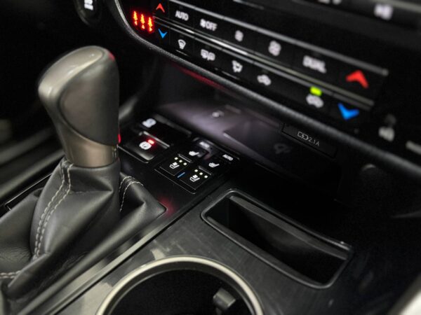 Lexus RX 300 — изображение 27