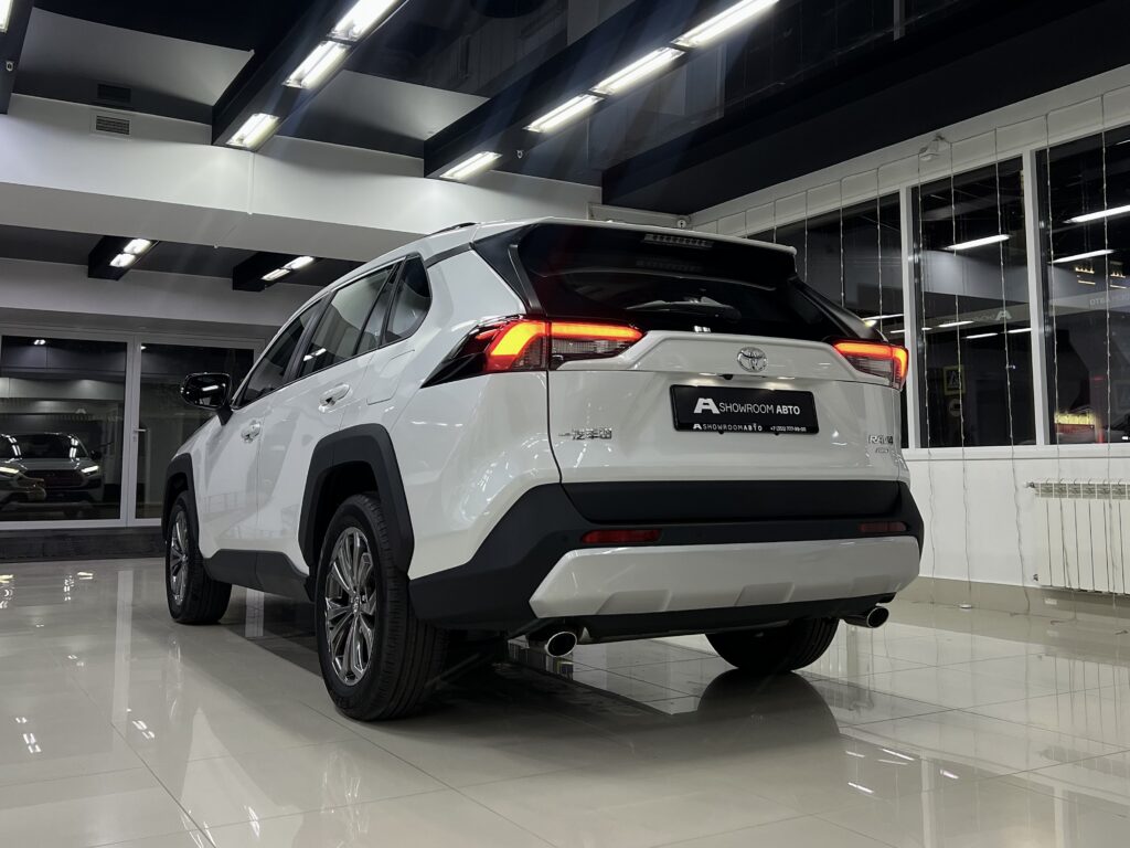 Toyota RAV4 2.0 CVT